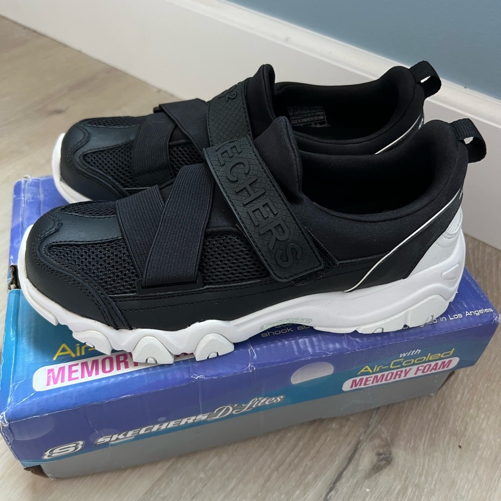 SKECHERS Dlites Memory Foam Woman Sneaker 6